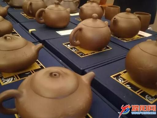 泛亚电竞官方入口-濮阳籍紫砂雕刻艺术家李化龙先生作品展在龙都举行(图1)