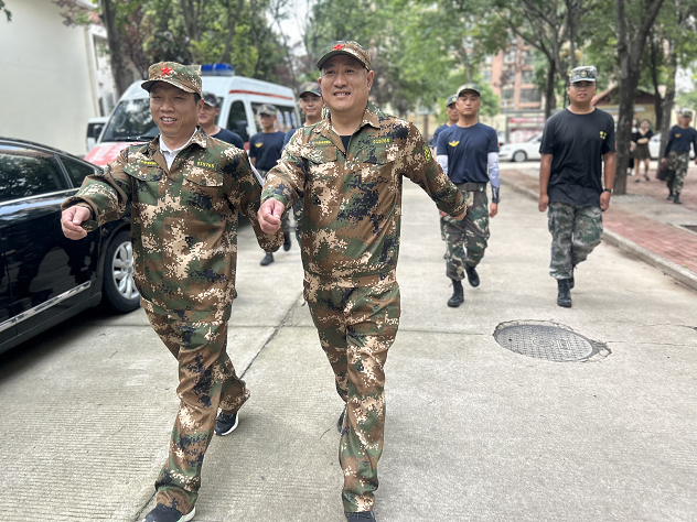 九游会j9网站首页：濮阳市社会福利院举办 “传承红色基因，弘扬“八一”精神” 座谈会(图2)