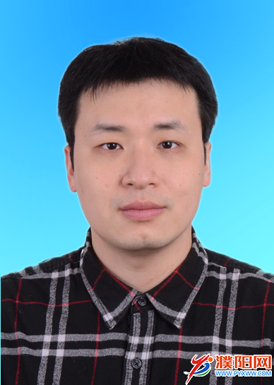 仝麟龙.png