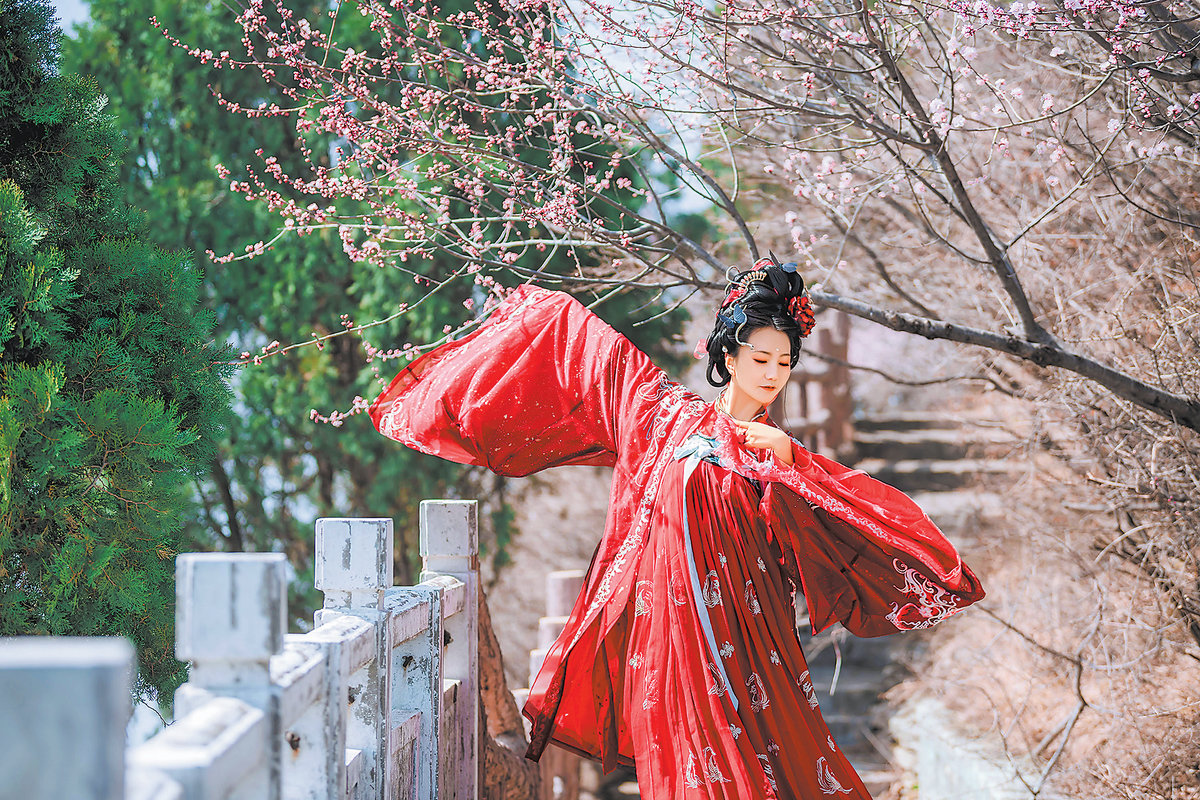 “赏花经济”秀出新花样
