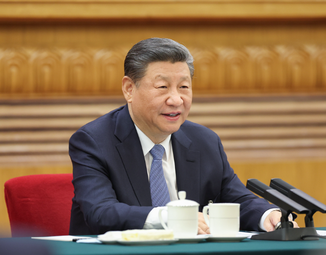 追光的你｜总书记赞扬他们是“顶梁柱”