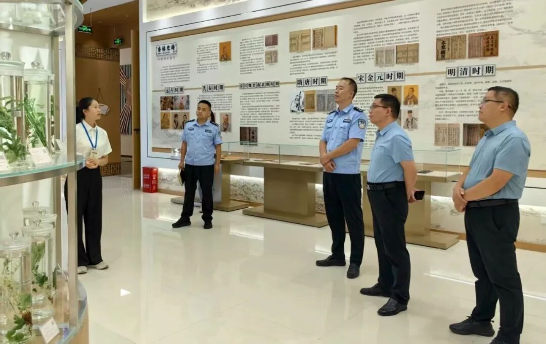 1d87554e40a2870d073febc92178ce1a.jpg 3.jpg