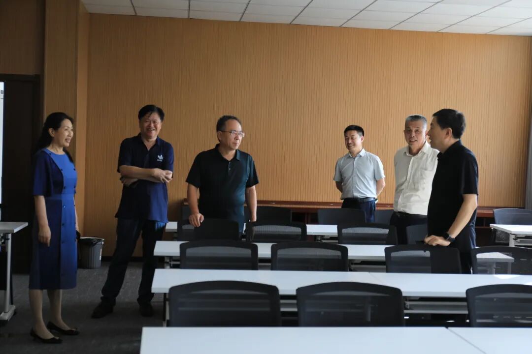 f11223f65a0271d234ab81c0c44f4acc.jpg 1.jpg