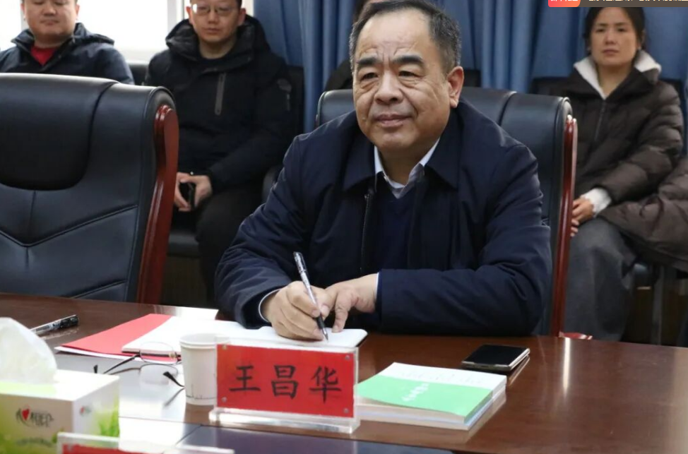 调研求实促发展    教育扬帆再启航——示范区领导莅临濮阳市绿城中学调研指导